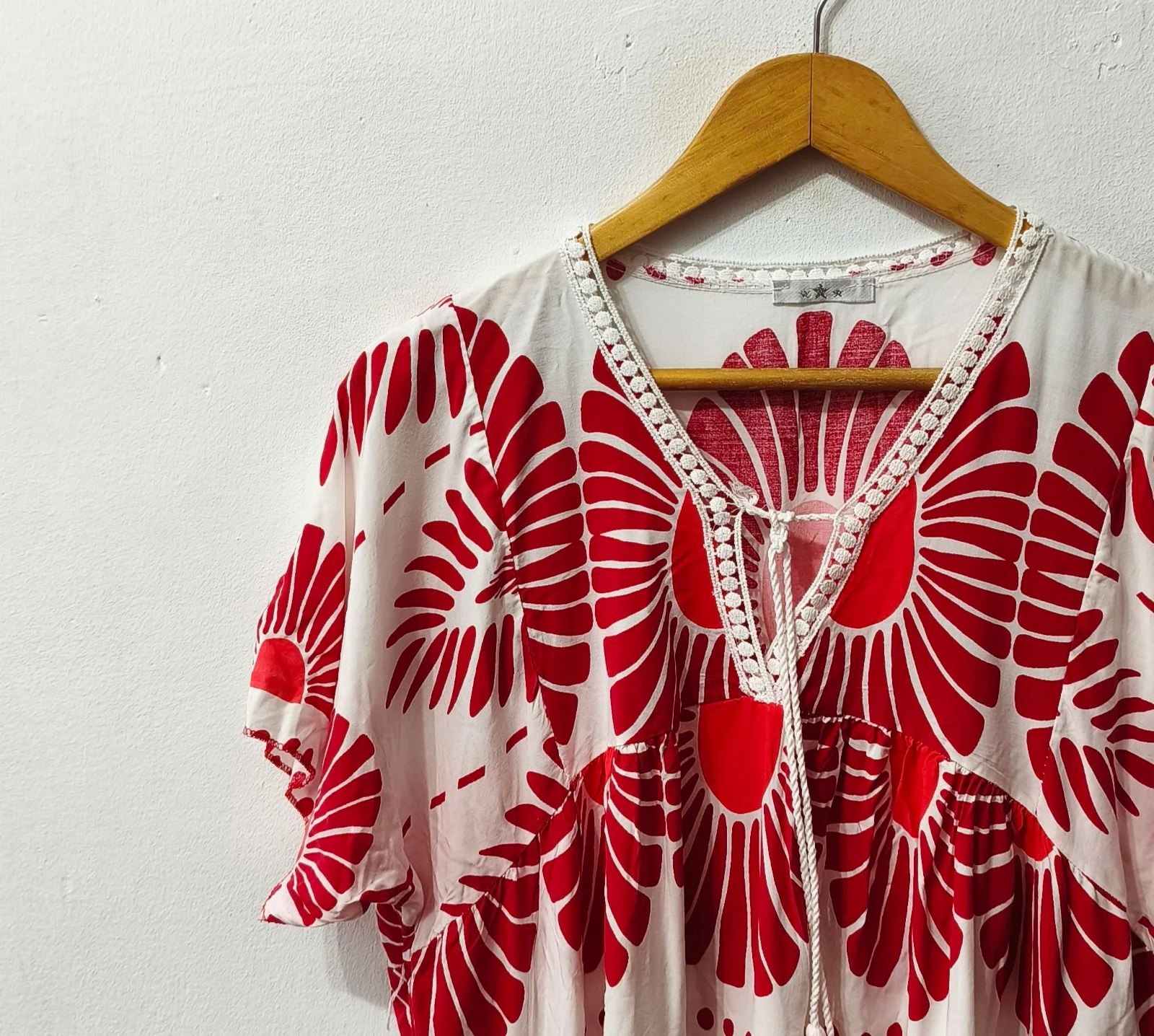 Vestido de verão vermelho e branco para mulher Tamanho XL-XXL – photo 4